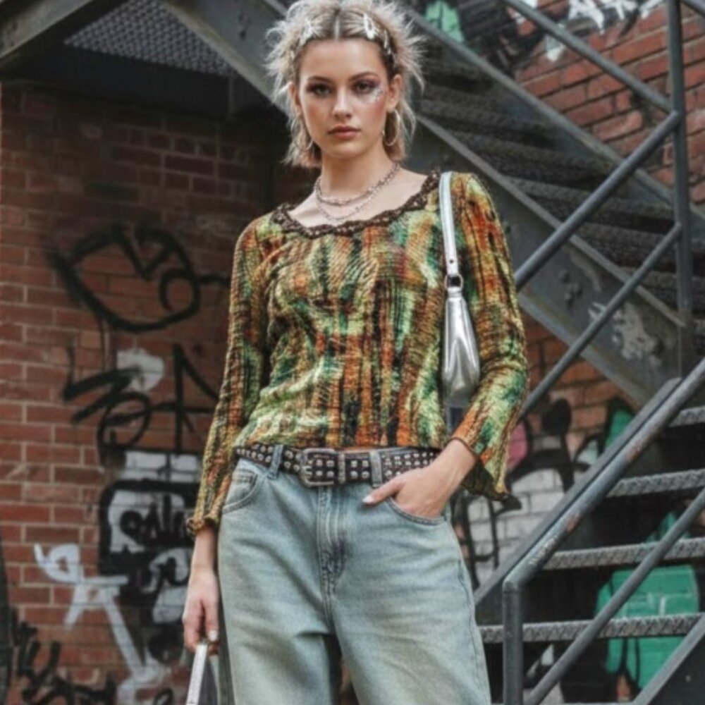 Vintage Y2K Crinkled Top Blouse Flared Sleeves Beaded Sequin Crochet Fairycore M